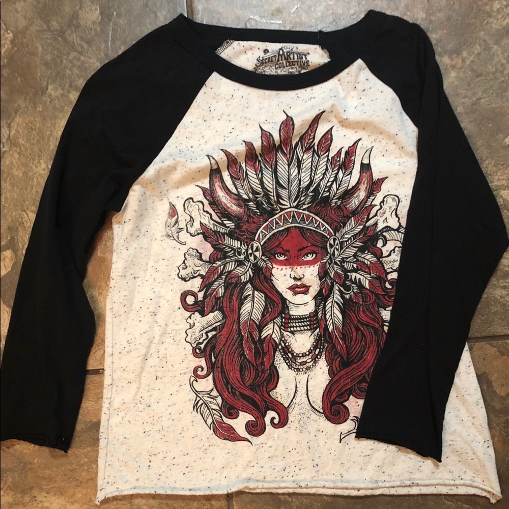 Secret Artist Collective T shirt/ 1/4 sleeves
